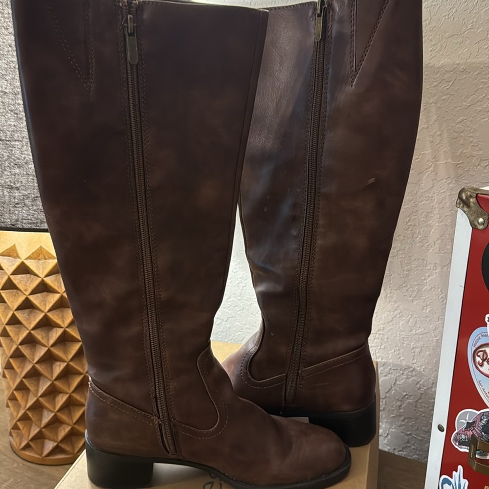 Francesca’s Denise brown riding boots embroidered - Picture 4 of 6